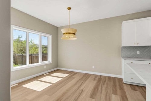 241 Warren Way, Fort Mcmurray, AB - Indoor Photo Showing Other Room
