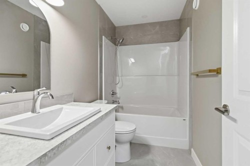 241 Warren Way, Fort Mcmurray, AB - Indoor Photo Showing Bathroom