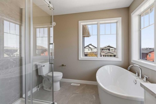 241 Warren Way, Fort Mcmurray, AB - Indoor Photo Showing Bathroom