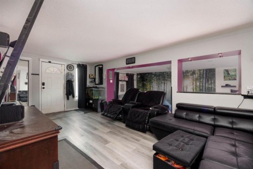 236 Grenfell Crescent, Fort Mcmurray, AB - Indoor Photo Showing Other Room