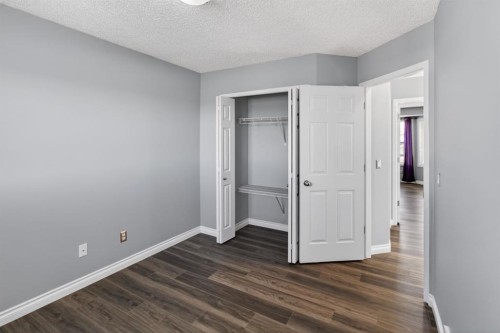 108 Kodiak Crescent, Fort Mcmurray, AB - Indoor Photo Showing Other Room