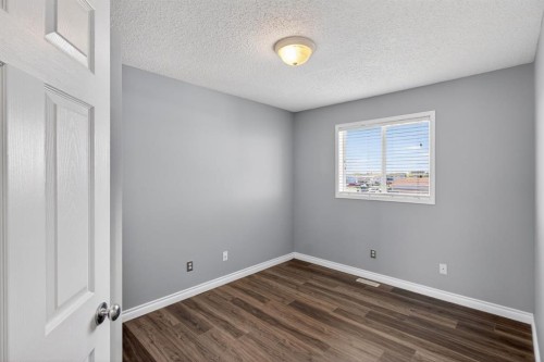 108 Kodiak Crescent, Fort Mcmurray, AB - Indoor Photo Showing Other Room