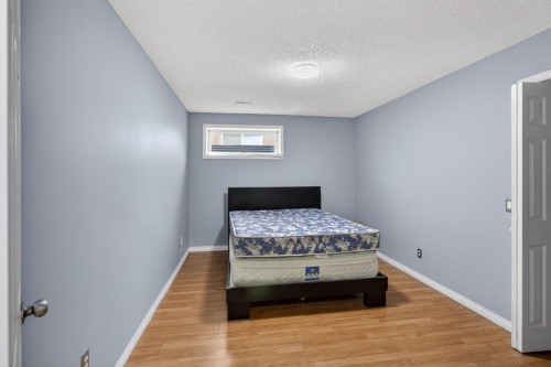 108 Kodiak Crescent, Fort Mcmurray, AB - Indoor Photo Showing Bedroom