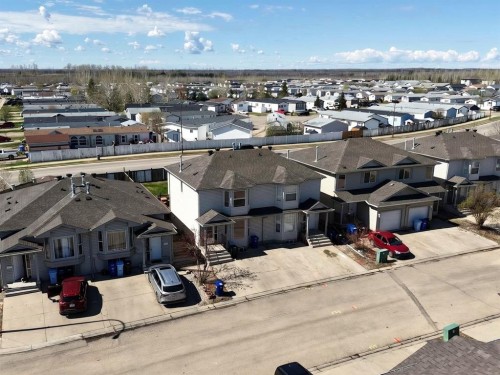 108 Kodiak Crescent, Fort Mcmurray, AB - Outdoor With Facade
