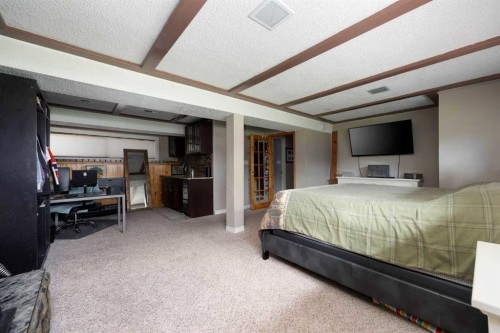 6 Harris Crescent, Fort Mcmurray, AB - Indoor Photo Showing Bedroom