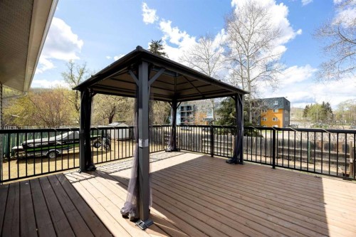 6 Harris Crescent, Fort Mcmurray, AB - Outdoor With Deck Patio Veranda