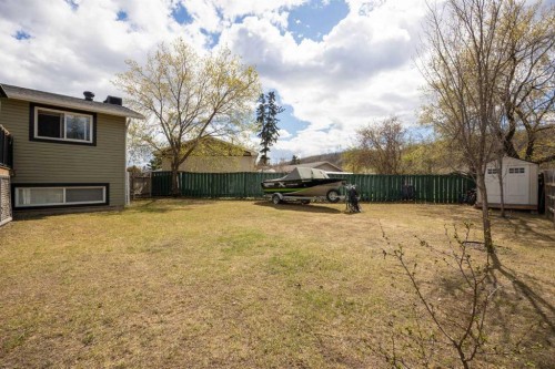 6 Harris Crescent, Fort Mcmurray, AB - Outdoor