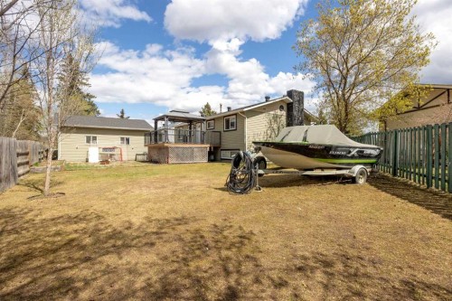 6 Harris Crescent, Fort Mcmurray, AB - Outdoor