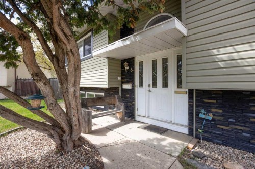6 Harris Crescent, Fort Mcmurray, AB - Outdoor