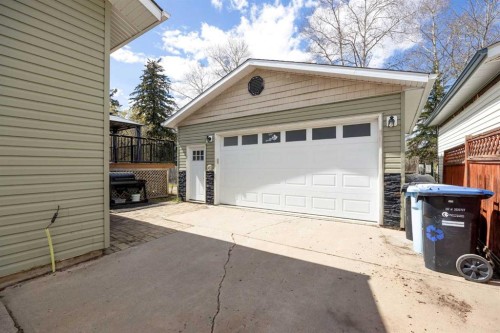 6 Harris Crescent, Fort Mcmurray, AB - Outdoor With Exterior