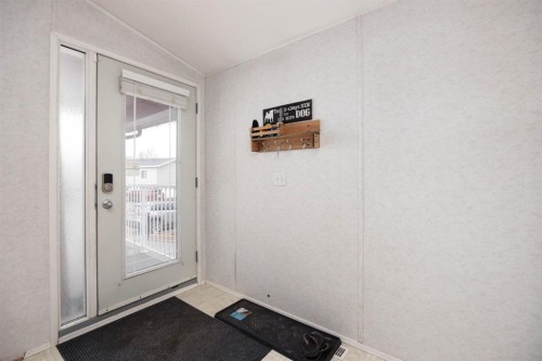 212 Gregoire Crescent, Fort Mcmurray, AB - Indoor Photo Showing Other Room