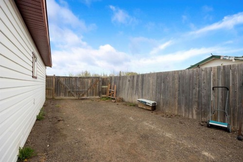 212 Gregoire Crescent, Fort Mcmurray, AB - Outdoor