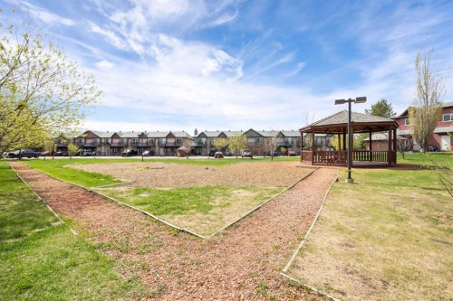 2112-200 Lougheed Drive, Fort Mcmurray, AB - Outdoor