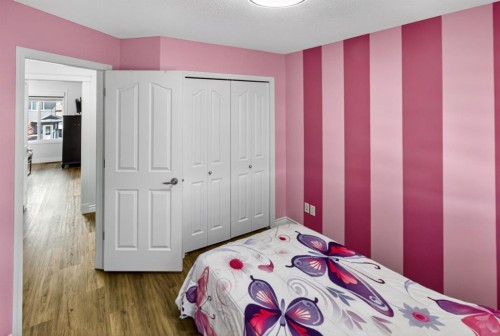 128 Juniper Street, Fort Mcmurray, AB - Indoor Photo Showing Bedroom