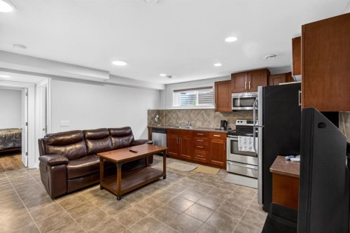 128 Juniper Street, Fort Mcmurray, AB - Indoor