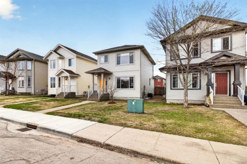 128 Juniper Street, Fort Mcmurray, AB - Outdoor With Facade