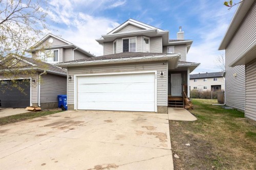 172 Cinnamon Street  Fort Mcmurray, AB T9K 2T4