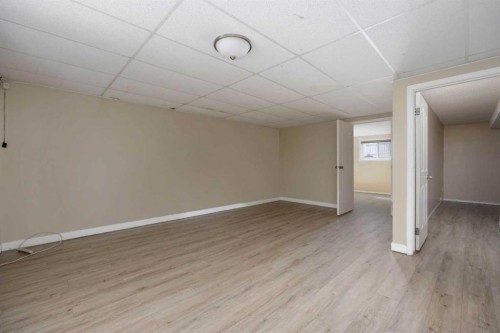 233 Bacon Place, Fort Mcmurray, AB - Indoor Photo Showing Other Room