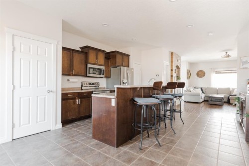 128 Coyote Crescent, Fort Mcmurray, AB - Indoor Photo Showing Kitchen