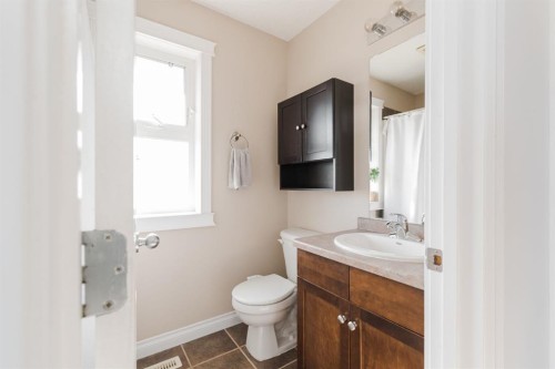 128 Coyote Crescent, Fort Mcmurray, AB - Indoor Photo Showing Bathroom