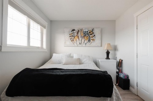 128 Coyote Crescent, Fort Mcmurray, AB - Indoor Photo Showing Bedroom