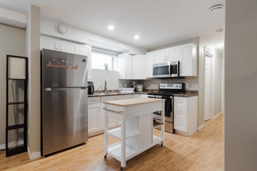 128 Coyote Crescent, Fort Mcmurray, AB - Indoor Photo Showing Kitchen With Stainless Steel Kitchen