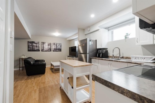 128 Coyote Crescent, Fort Mcmurray, AB - Indoor Photo Showing Kitchen