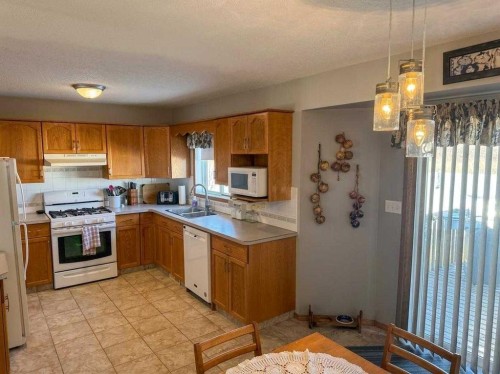 12 Clearwater Crescent, Wetaskiwin, AB 