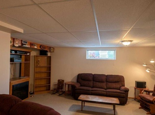12 Clearwater Crescent, Wetaskiwin, AB 
