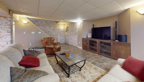 673078 Rr 185, Grassland, AB - Indoor