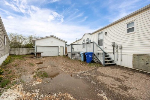 147 Cree Lane, Fort Mcmurray, AB - Outdoor With Exterior