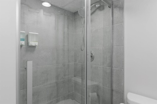 110 Parmenter Crescent, Fort Mcmurray, AB - Indoor Photo Showing Bathroom