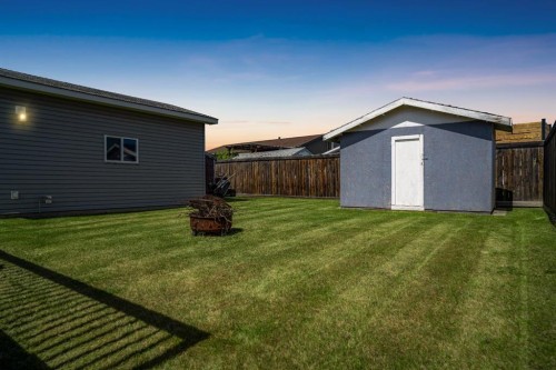 110 Parmenter Crescent, Fort Mcmurray, AB - Outdoor