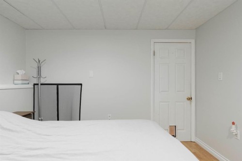 110 Parmenter Crescent, Fort Mcmurray, AB - Indoor Photo Showing Bedroom