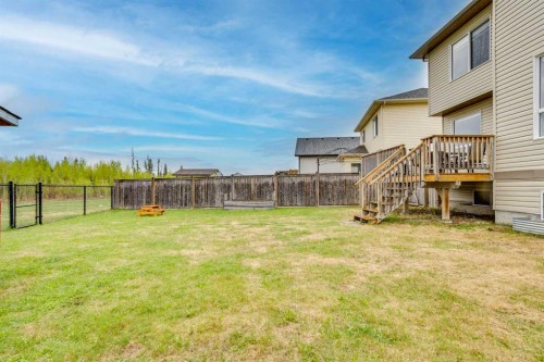 377 Walnut Crescent, Fort Mcmurray, AB - Outdoor