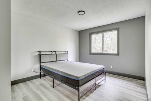 108 Caldwell Crescent, Fort Mcmurray, AB - Indoor Photo Showing Other Room