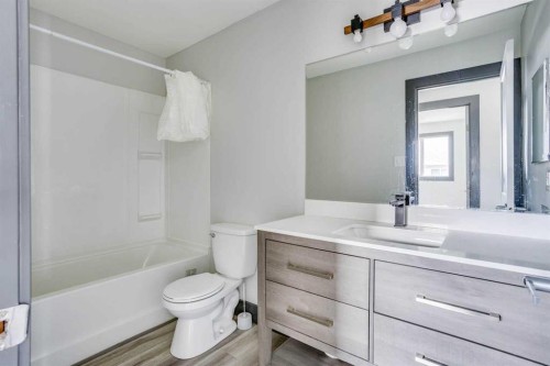 108 Caldwell Crescent, Fort Mcmurray, AB - Indoor Photo Showing Bathroom
