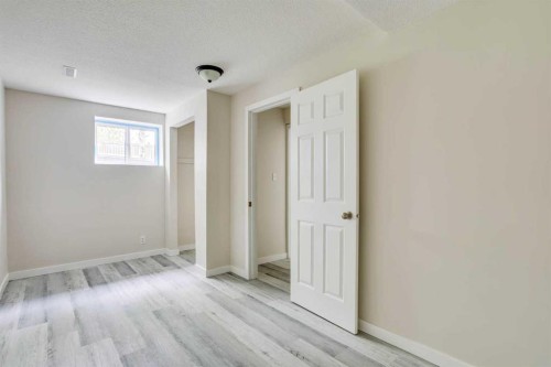 108 Caldwell Crescent, Fort Mcmurray, AB - Indoor Photo Showing Other Room