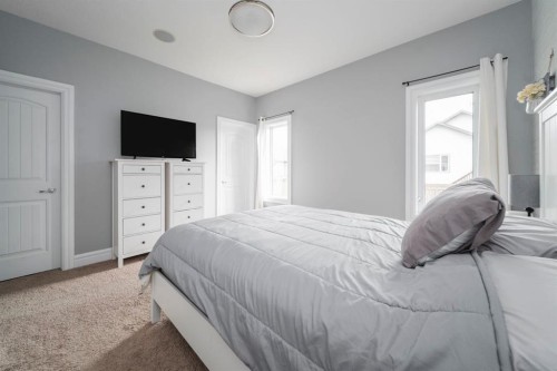 162 Pearl Bay, Fort Mcmurray, AB - Indoor Photo Showing Bedroom