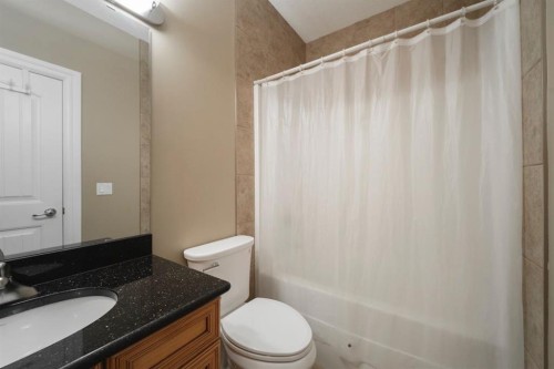 162 Pearl Bay, Fort Mcmurray, AB - Indoor Photo Showing Bathroom