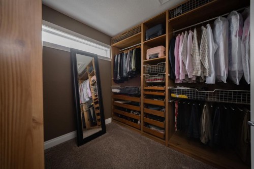 180 Lindstrom Crescent, Fort Mcmurray, AB - Indoor With Storage