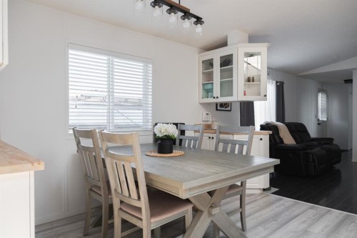 213 Mitchell Drive, Fort Mcmurray, AB - Indoor Photo Showing Dining Room
