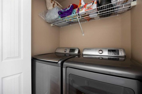 140 Sumac Crescent, Fort Mcmurray, AB - Indoor Photo Showing Laundry Room