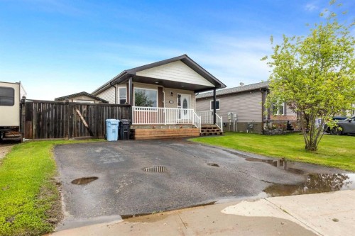 140 Sumac Crescent, Fort Mcmurray, AB - Outdoor