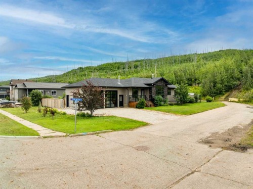 7313 Hughes Avenue  Fort Mcmurray, AB T9H 1A8