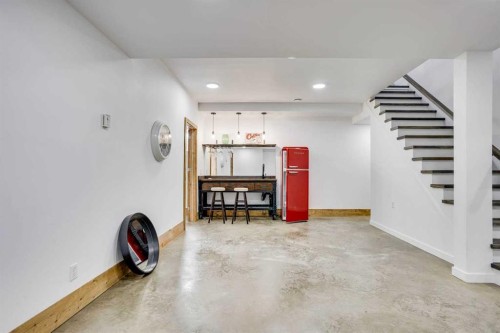7313 Hughes Avenue, Fort Mcmurray, AB - Indoor Photo Showing Other Room