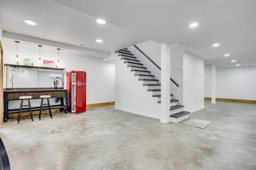 7313 Hughes Avenue, Fort Mcmurray, AB - Indoor