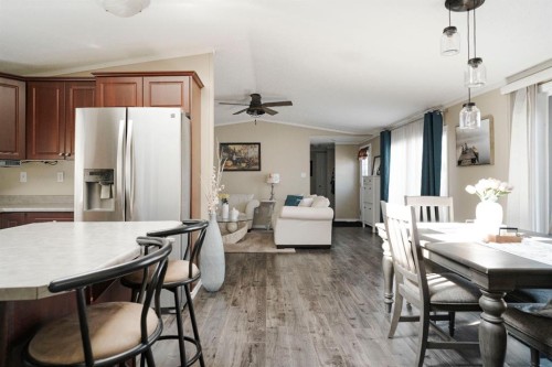 164 Balsam Way, Fort Mcmurray, AB - Indoor Photo Showing Other Room