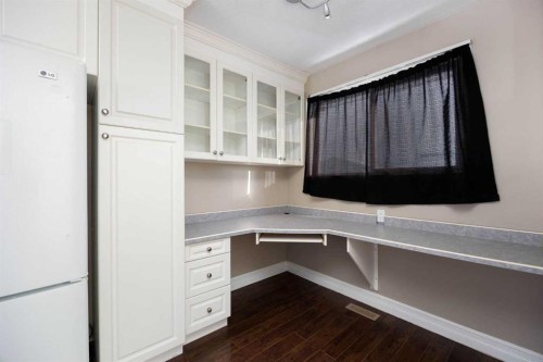 278 Ross Haven Drive, Fort Mcmurray, AB - Indoor Photo Showing Other Room