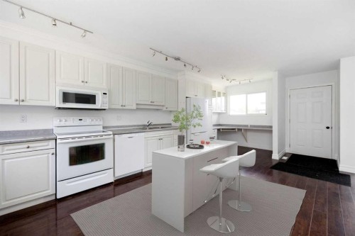 278 Ross Haven Drive, Fort Mcmurray, AB - Indoor Photo Showing Kitchen With Double Sink